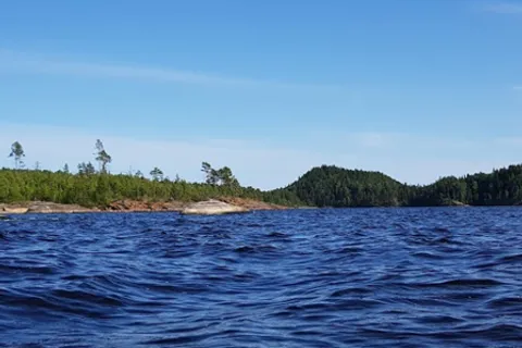 Афиша: Карельская сказка: водопады, хаски, олени, водная прогулка по Ладожским шхерам на катере, знакомство с лютеранской кирхой. в Казанской пл.е 3 июля 2026