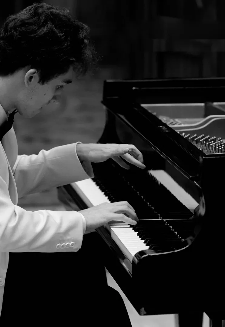 Афиша: Летний фестиваль Pianissimo. Сольный концерт Джан Сарач в Санкт-Петербурге 27 июля 2026