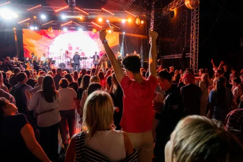 Афиша: Мировые хиты на крыше с симфоническим оркестром. Olympic Orchestra в Санкт-Петербурге 3 июля 2026