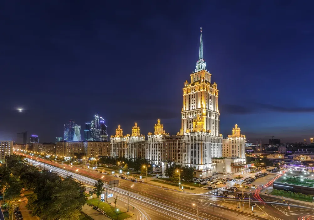 Афиша: Москва после полуночи: эксклюзивная ночная прогулка на микроавтобусе в Москве 18 июля 2026