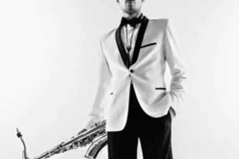 Афиша: Музыка Голливуда под открытым небом. 2х2 Saxophone quartet в Санкт-Петербурге 17 июля 2026