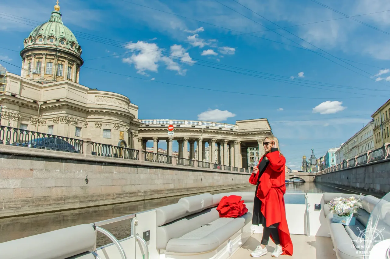 Афиша: На катере по рекам и каналам Петербурга в Санкт-Петербурге 14 июля 2026