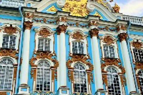 Афиша: Однодневный автобусный тур Царское Село - Петергоф: "Янтарная комната и Фонтаны Петергофа за 1 день" в Казанской пл.е 4 июля 2026