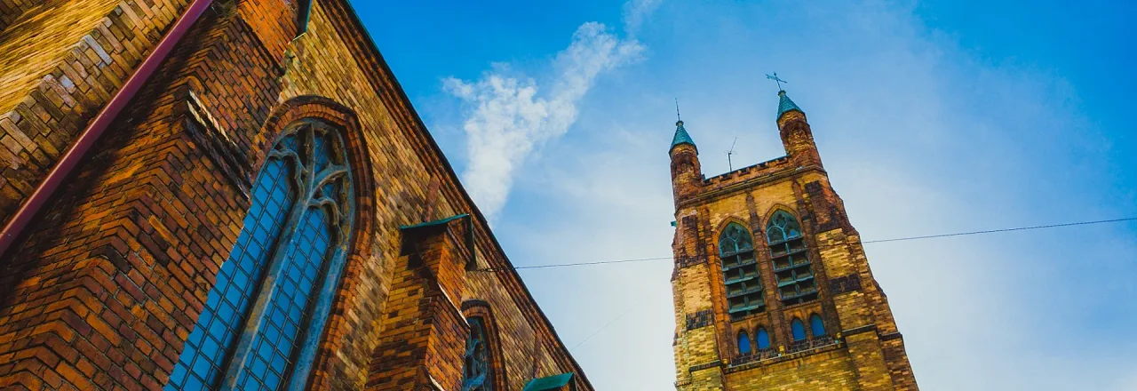 Афиша: Оркестр при свечах. Шедевры мировой киномузыки. Пираты Карибского моря, Ведьмак, Игра престолов в Москве 4 июля 2026