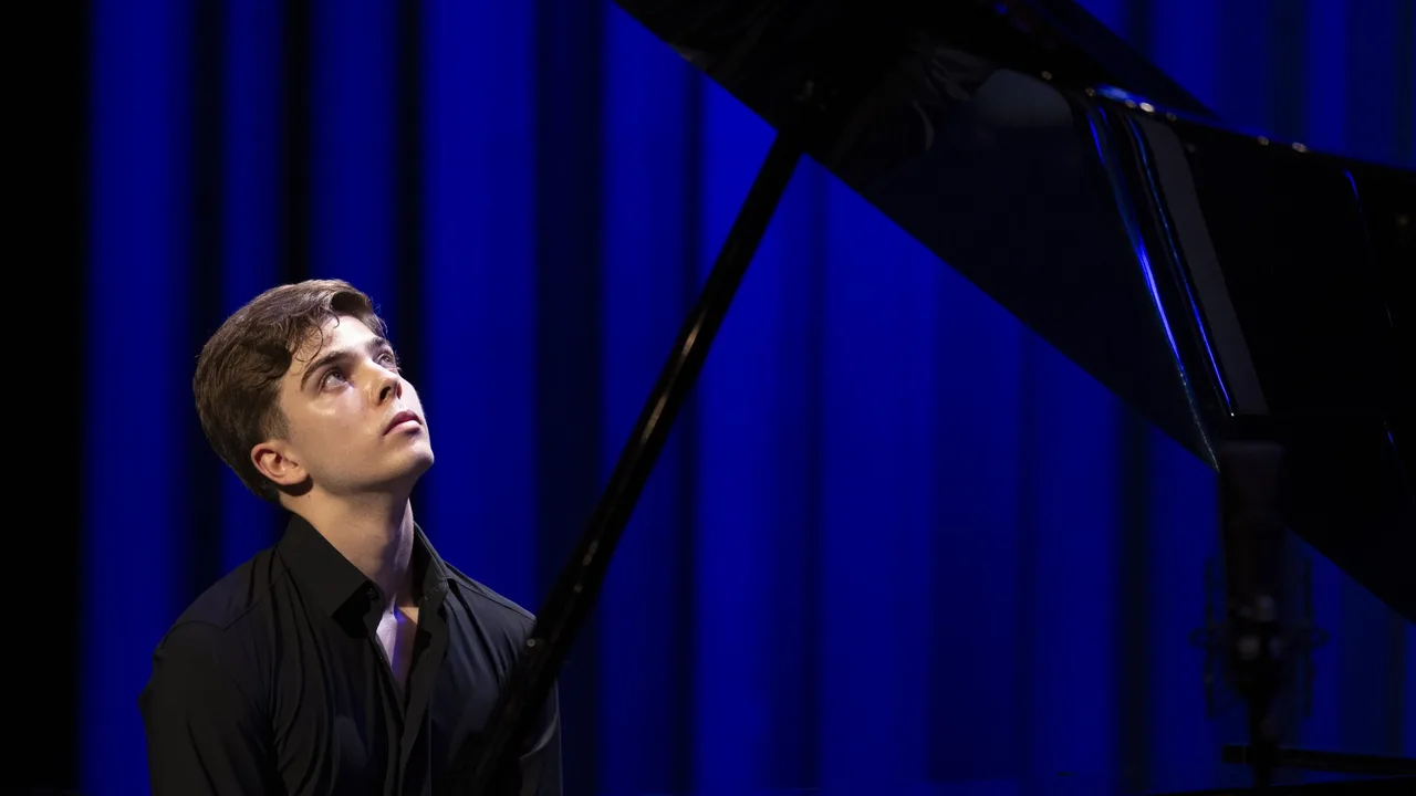 Афиша: Pianissimo. Жуан Нету Виейра в Нижнем Новгороде 18 июля 2026