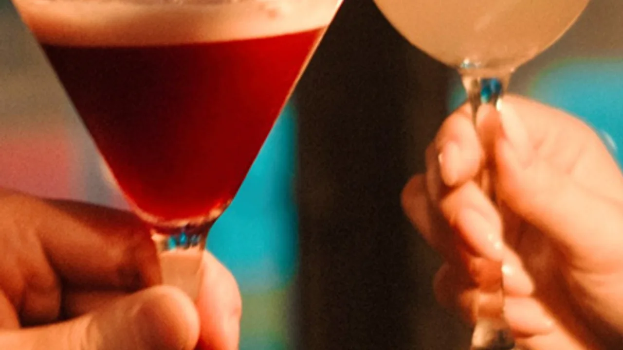 Афиша: Питейный Петербург для своих: 5 баров и 5 шотов в Санкт-Петербурге 19 июля 2026