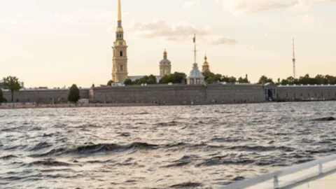 Афиша: Реки и каналы и Полуденный выстрел с борта теплохода в Санкт-Петербурге 8 июля 2026
