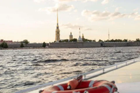 Афиша: Реки и каналы и Полуденный выстрел с борта теплохода в Санкт-Петербурге 14 июля 2026