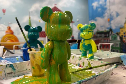 Афиша: Роспись мишек Bearbrick в Санкт-Петербурге 4 июля 2026