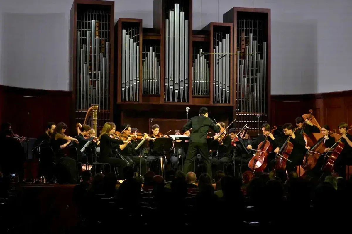 Афиша: Три серенады в сиянии 1000 свечей в Москве 9 июля 2026