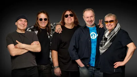 Афиша: Цветы в Москве 14 июля 2026