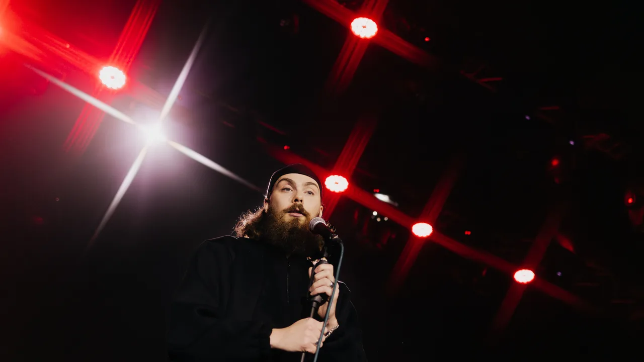 Афиша: Жёсткое шоу: Stand-up vs психология в Санкт-Петербурге 5 июля 2026