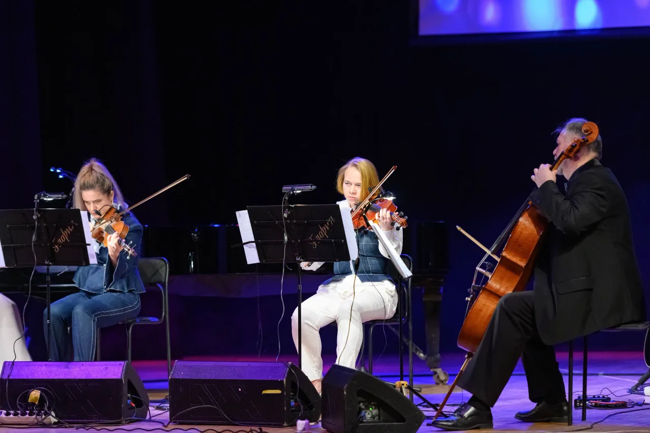 Афиша: Ансамбль «Глория». Лебединое озеро в Хабаровске 10 июня 2026