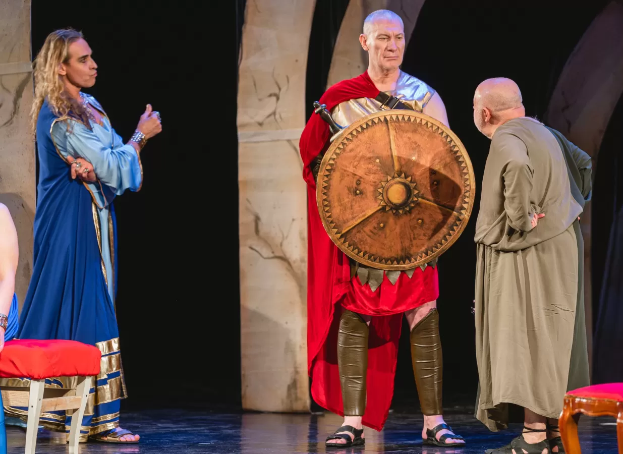 Афиша: Басни для взрослых в Челябинске 11 июня 2026