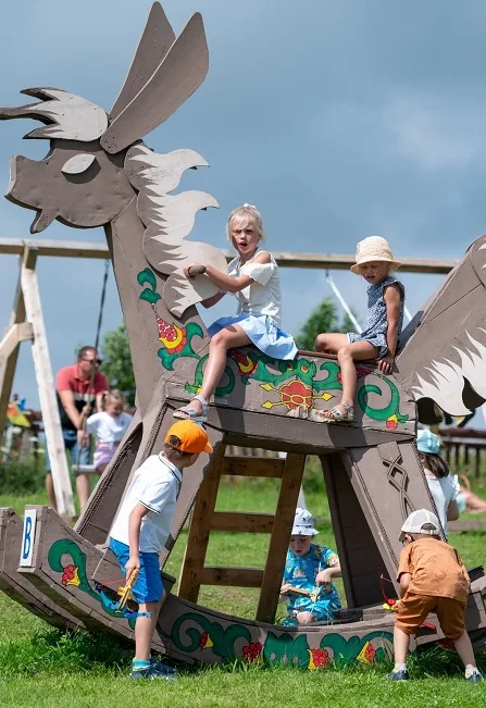 Афиша: День лета. Детский фестиваль в Калининграде 20 июня 2026