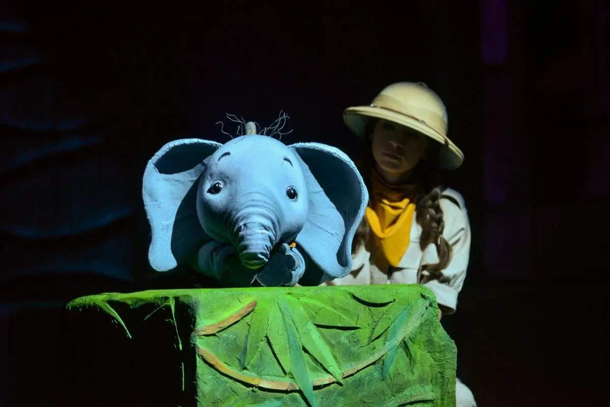 Афиша: Любопытный слонёнок в Москве 27 июня 2026