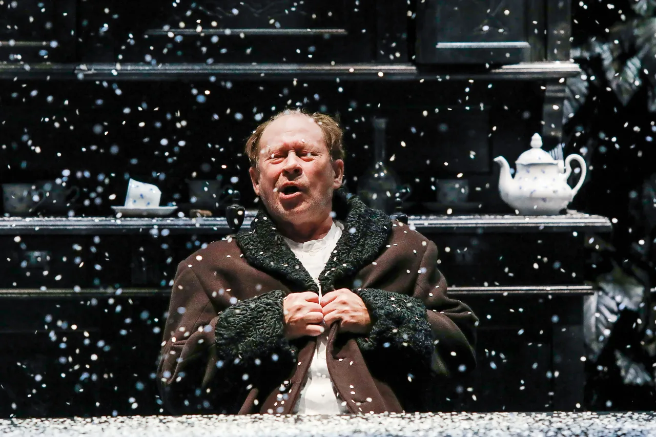 Афиша: Мещане в Омске 14 июня 2026