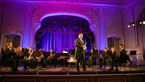 Афиша: Мировые шедевры на саксофонах при свечах в Санкт-Петербурге 26 июня 2026