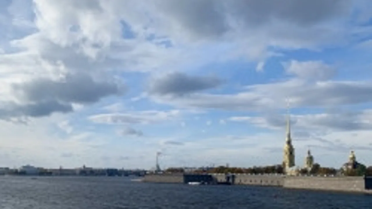 Афиша: Обзорная экскурсия на автобусе с прогулкой по Петропавловской крепости в Санкт-Петербурге 29 июня 2026