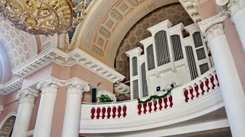 Афиша: Орган при свечах: шедевры мировой классики в Санкт-Петербурге 5 июня 2026