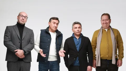 Афиша: Пассажиры отложенных рейсов в Екатеринбурге 7 июня 2026