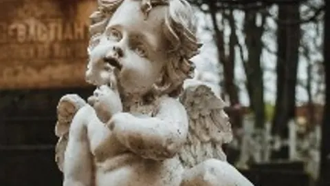Афиша: Пешеходная экскурсия "Тайны и мистика Никольского кладбища" в Санкт-Петербурге 6 июня 2026
