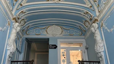 Афиша: По дворам и парадным Владимирской в Санкт-Петербурге 21 июня 2026