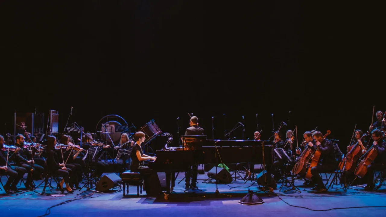 Афиша: Саундтреки Эйнауди. Двойной концерт при свечах. Оркестр CAGMO в Перми 30 июня 2026