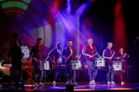 Афиша: Шоу барабанщиков «Чувство ритма» в Екатеринбурге 13 июня 2026