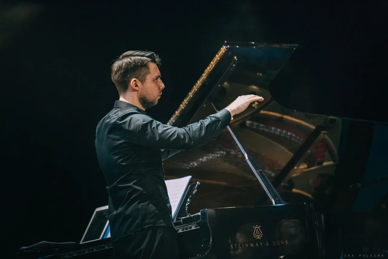 Афиша: Sting. Симфонический трибьют у моря в Санкт-Петербурге 6 июня 2026