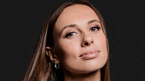 Афиша: Вика Складчикова. Проверочный концерт в Москве 17 июня 2026