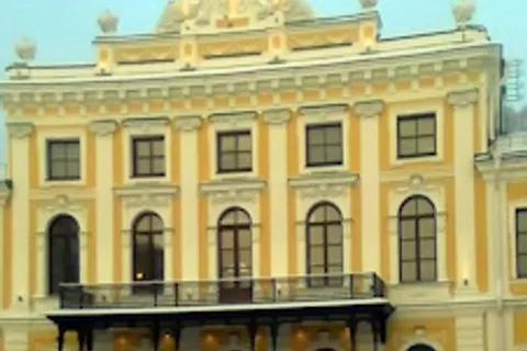 Афиша: Всей семьей во Дворец: Сборная экскурсия в Твери 27 июня 2026