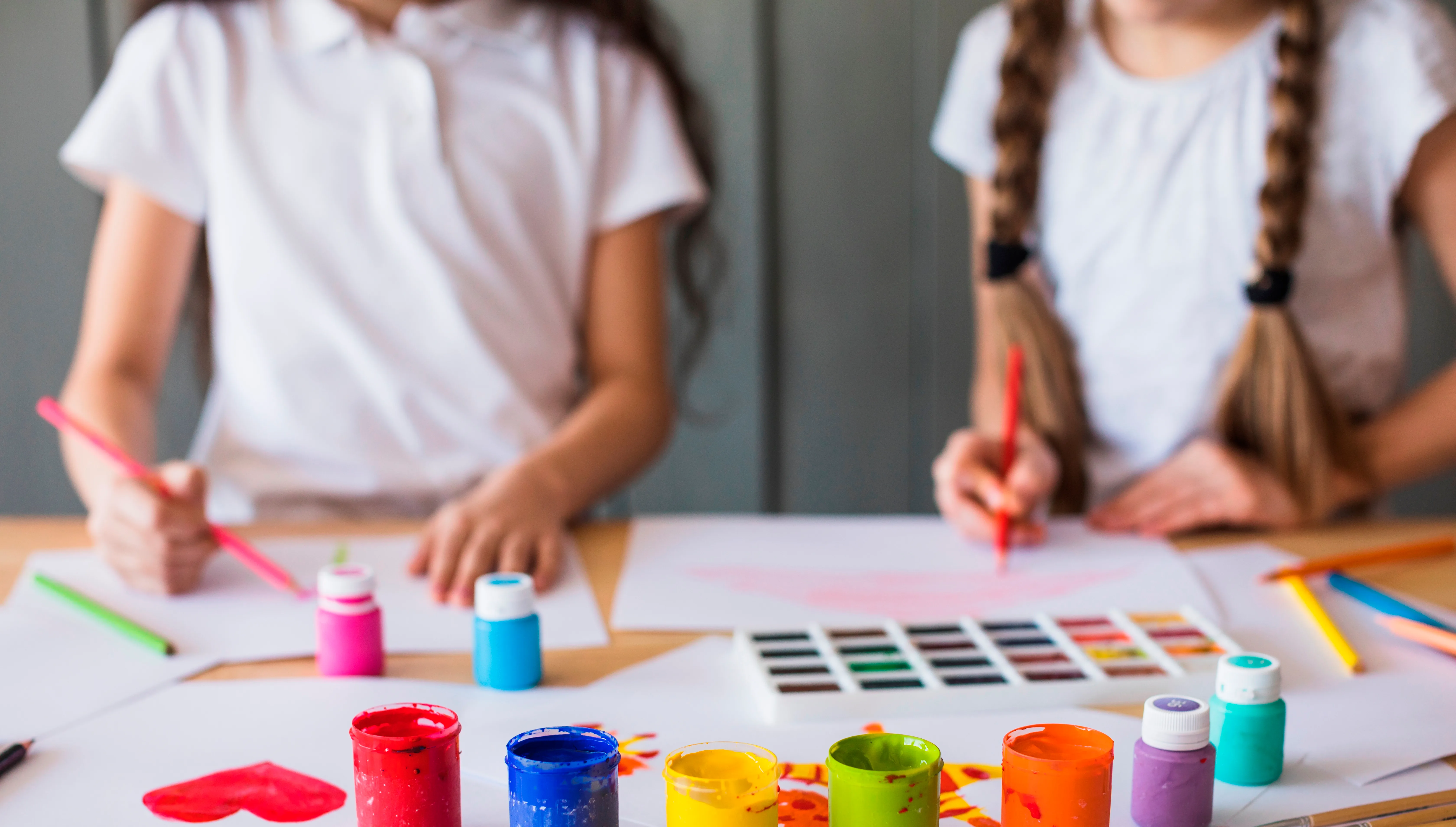 Афиша: Агата Полуянчик. Гуашь в Кемерово 28 марта 2026