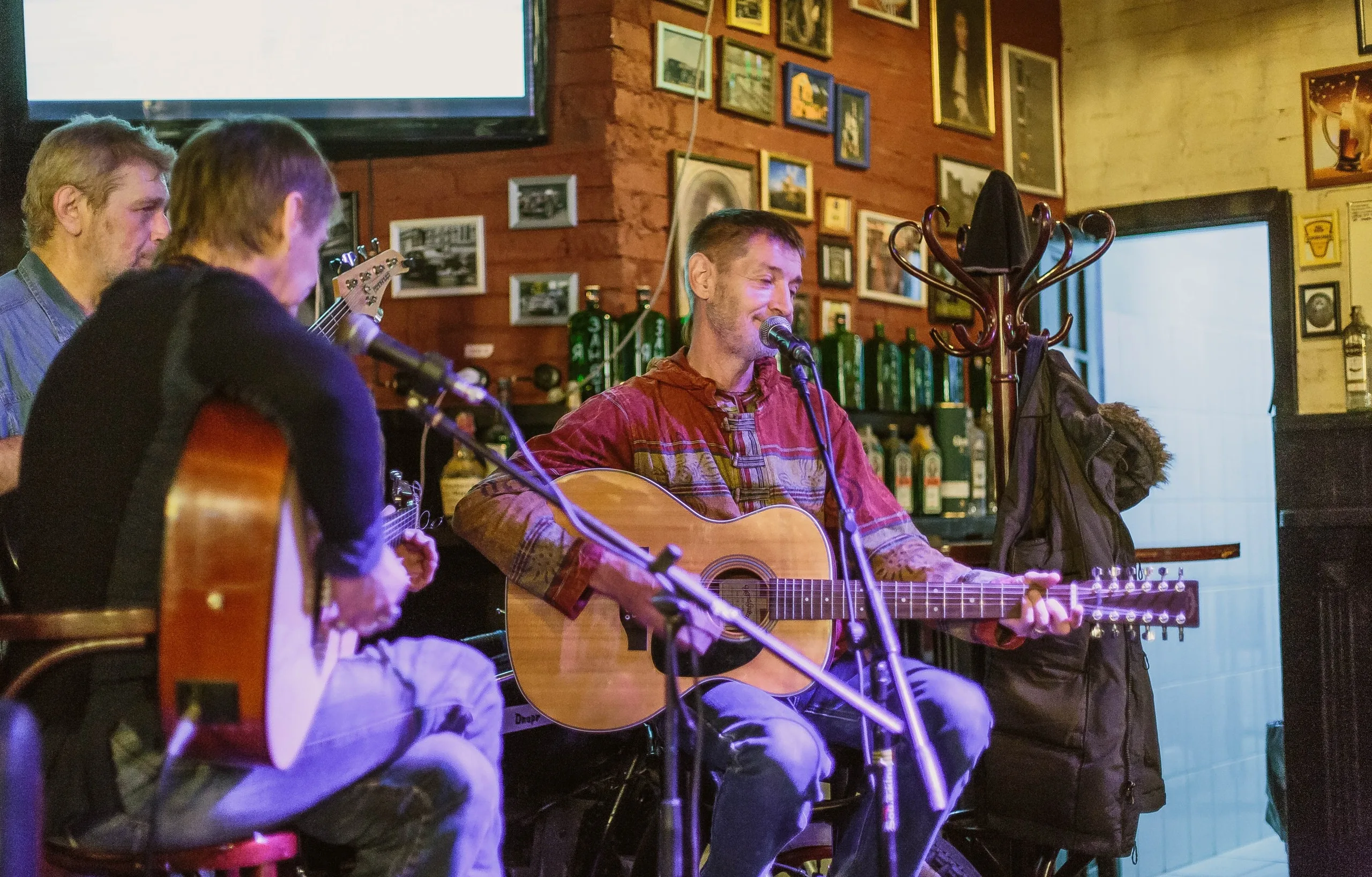 Афиша: Акустическая крыша и Сергей Пугачев в Красноярске 28 марта 2026