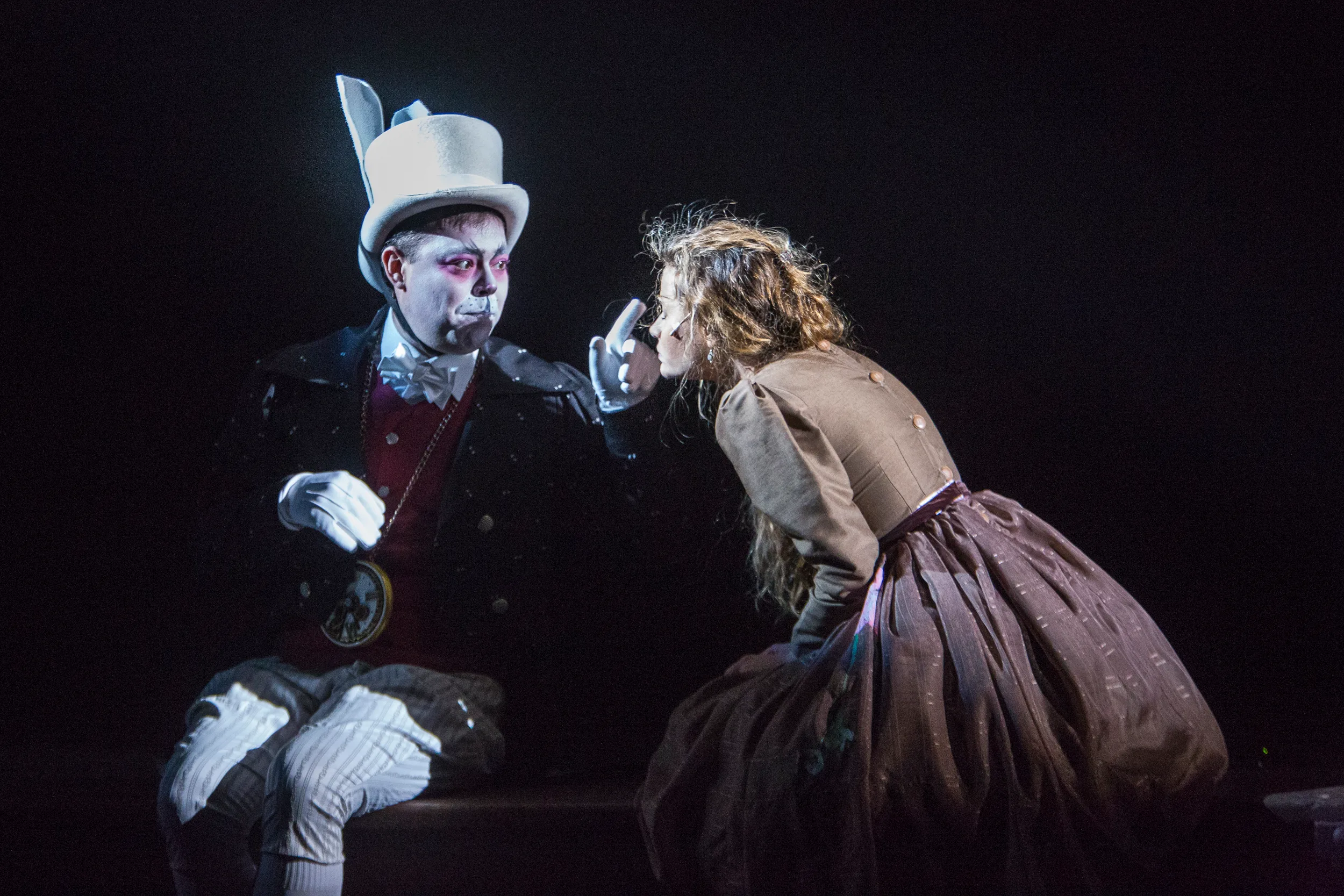 Афиша: Алиса в Стране чудес в Москве 29 марта 2026