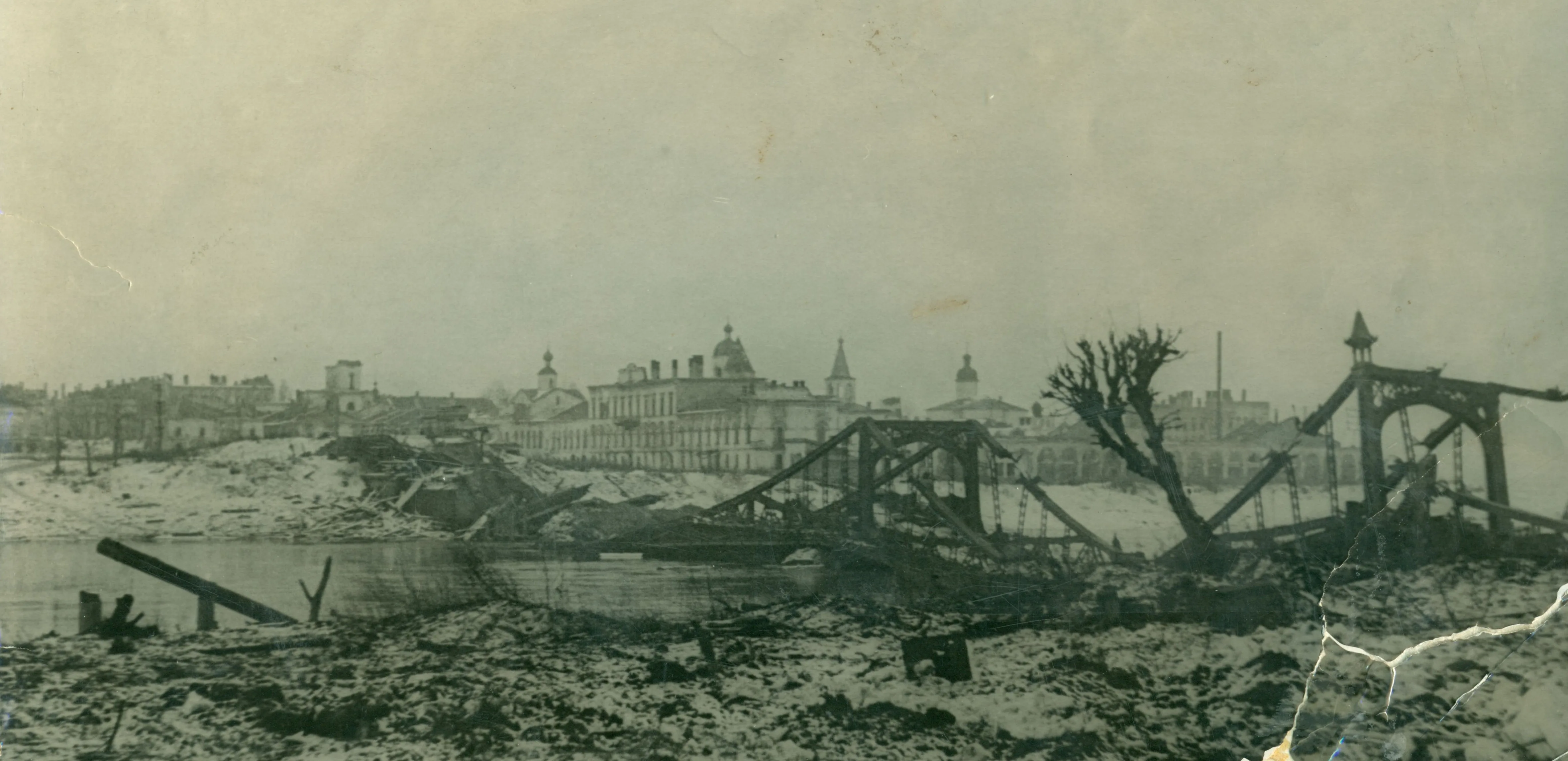 Афиша: Август 1941 года. Новгород в прицеле немецкого объектива в Великом Новгороде 26 марта 2026