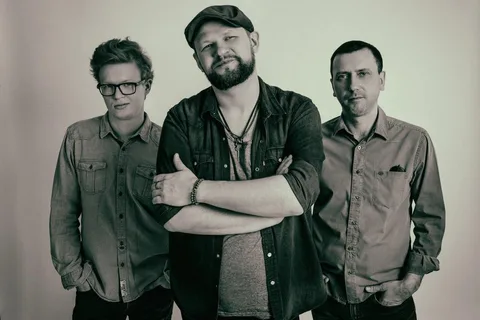 Афиша: Блюзовый джем с Blues Doctors в Екатеринбурге 22 марта 2026