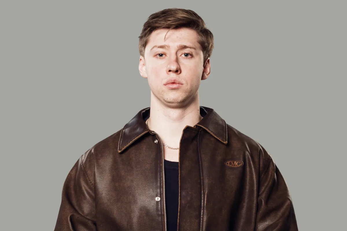 Афиша: Илья Раевский в Иркутске 25 марта 2026