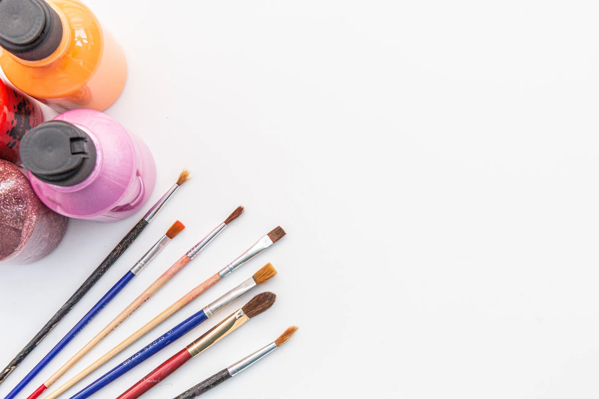 Афиша: Изделия Bearbrick в Калининграде 29 марта 2026