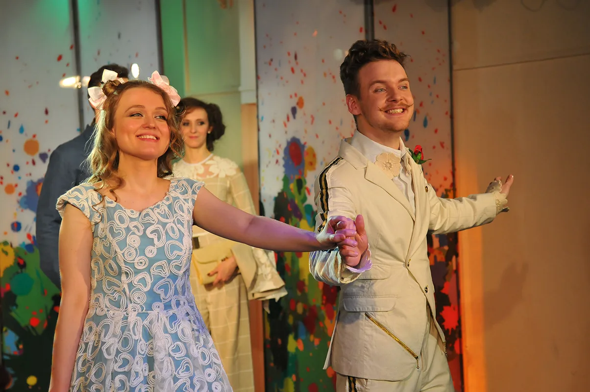 Афиша: Как важно быть serioznym в Москве 29 марта 2026