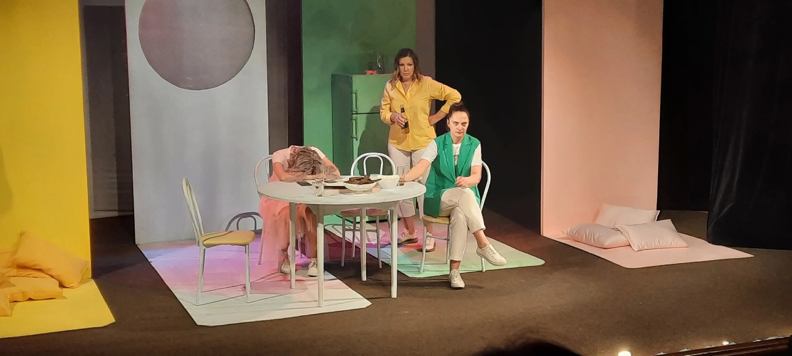 Афиша: О чём говорят женщины в Томске 27 марта 2026