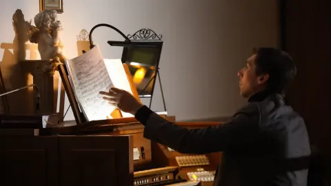Афиша: Органные вечера при свечах. Stabat Mater G. B. Pergolesi в Москве 28 марта 2026