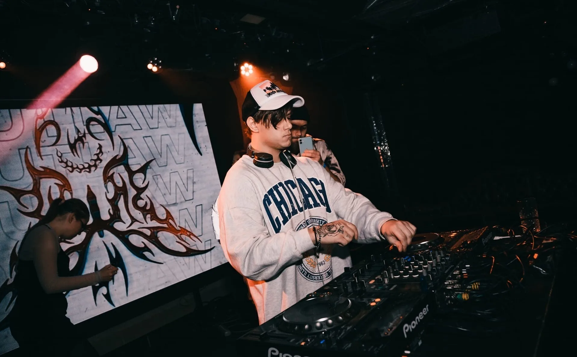 Афиша: Outlaw в Москве 28 марта 2026