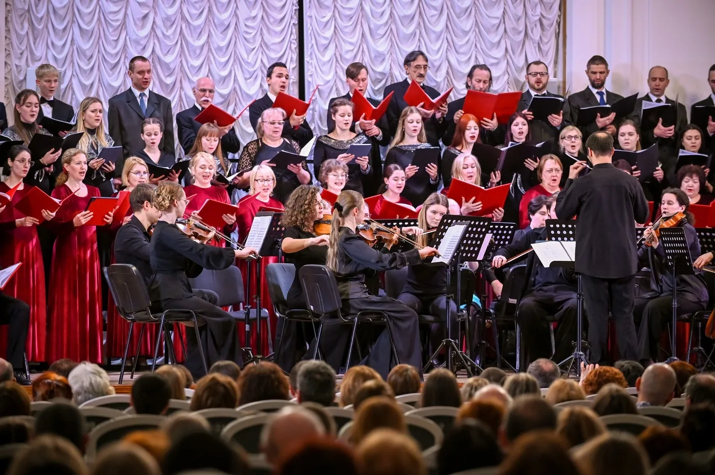 Афиша: Песни из мультфильмов с оркестром в Санкт-Петербурге 29 марта 2026