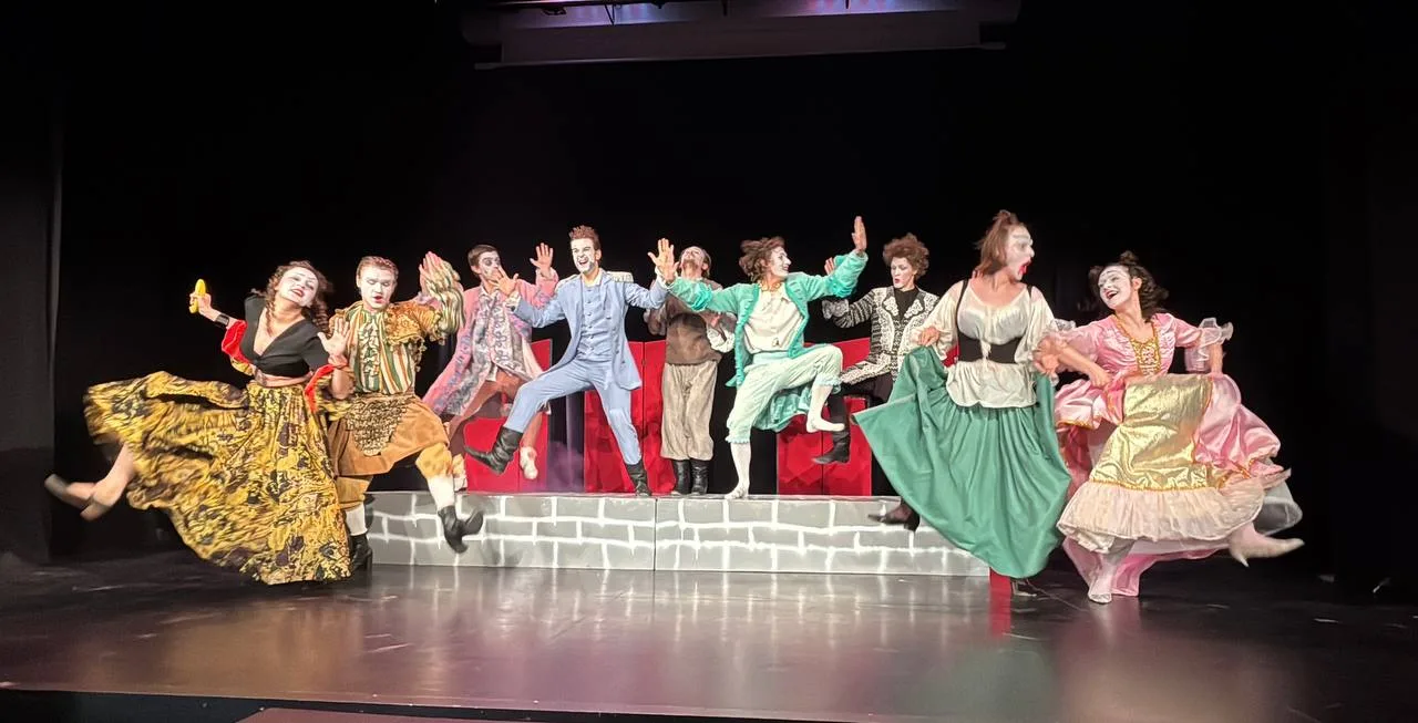 Афиша: Плутни Скапена в Москве 28 марта 2026