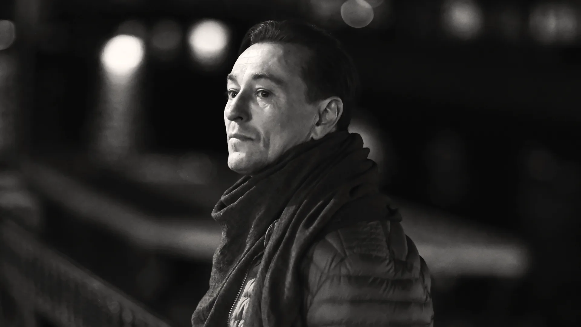 Афиша: Сергей Безруков. Два поэта. Две эпохи. Есенин и Высоцкий в Москве 30 марта 2026