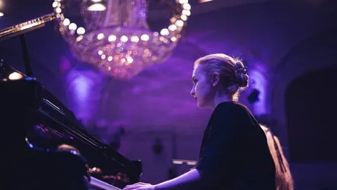 Афиша: Simple Music. Людовико Эйнауди в Санкт-Петербурге 22 марта 2026