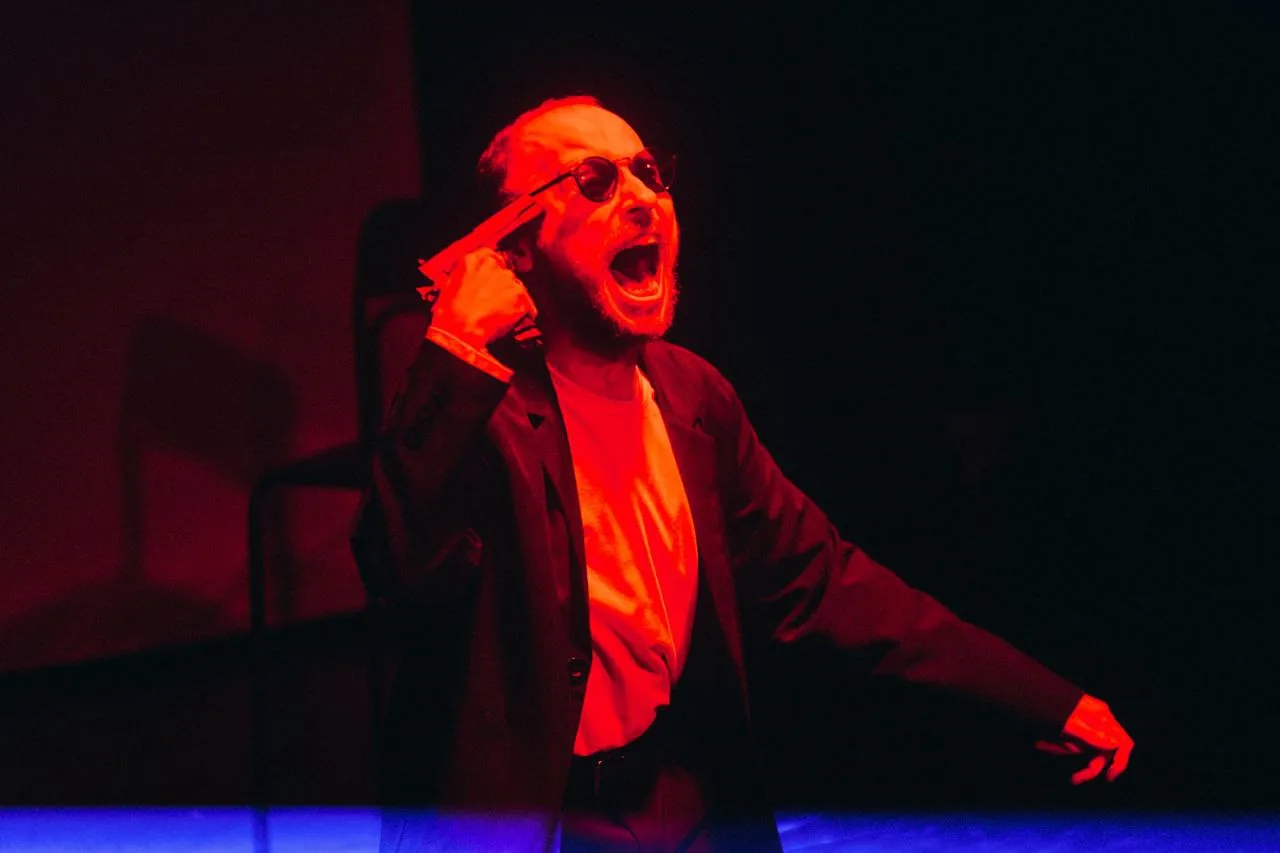 Афиша: Смех в темноте в Москве 26 марта 2026