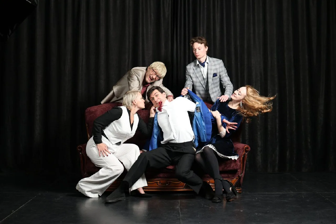 Афиша: Сумасшедшая комедия в Казани 25 марта 2026