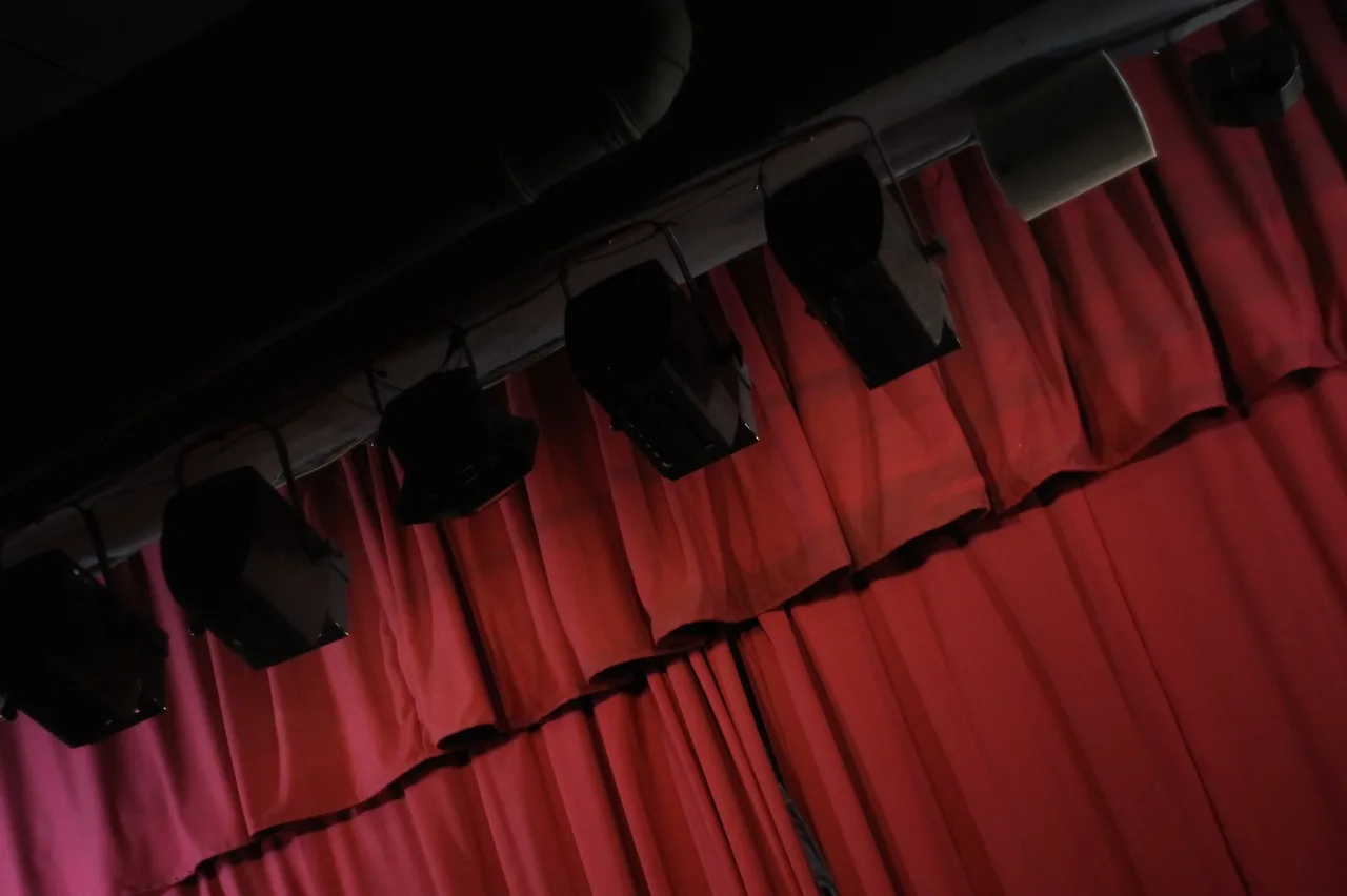 Афиша: Свидание в Париже 29 марта 2026